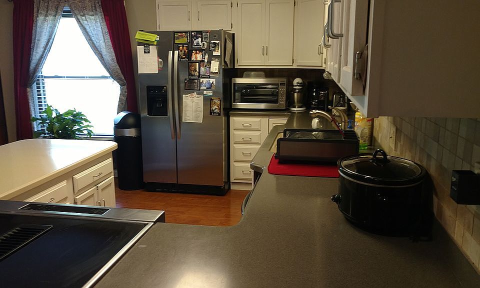 1st image of 468 Oakmont Dr
