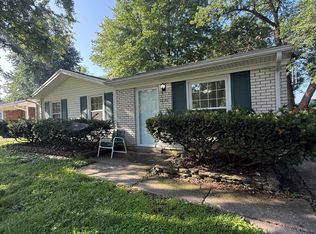 1220 Afterglow Ct, Louisville, KY 40214