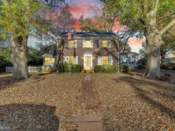 211/213 W Laurel St, Georgetown, DE 19947