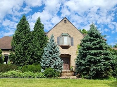 3 Annabelle Ln, Florham Park, NJ, 07932