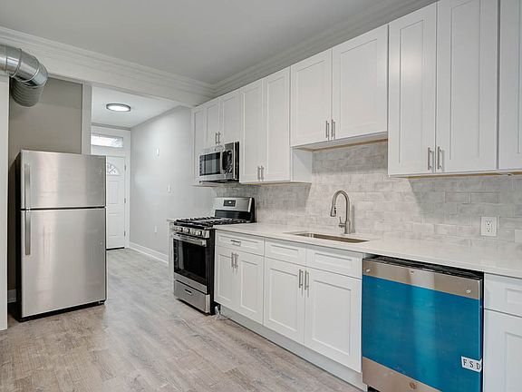 5th image of 6519 N Newgard Ave #1B