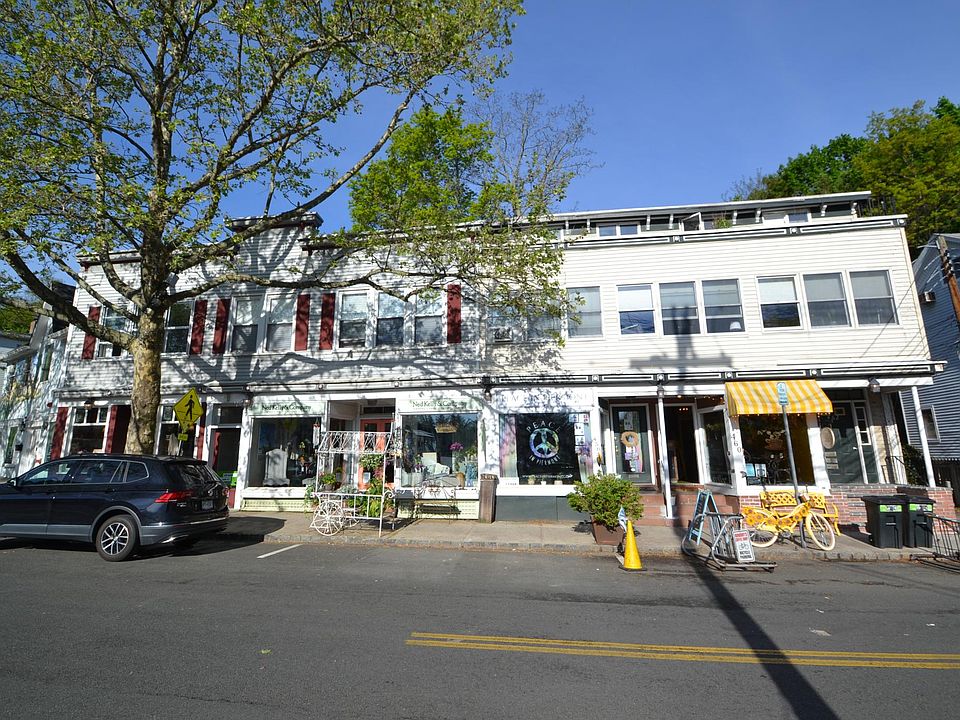 1st image of 462 Piermont Ave #5