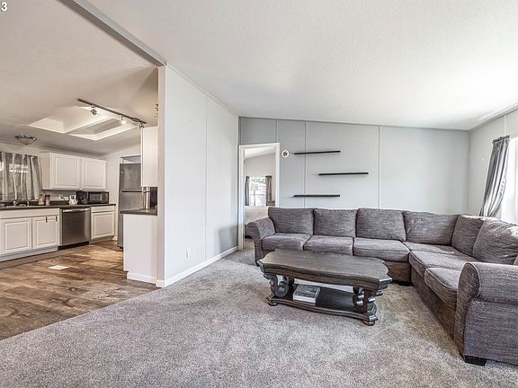 5th image of 700 N Mill St Unit 14