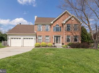 8 Raccoon Creek Ct, Mullica Hill, NJ 08062