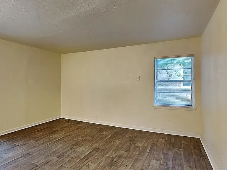 6640 Braddock Pl — Photo 6
