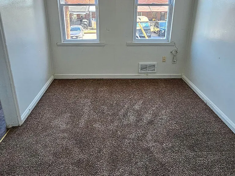 1005 Cameron Rd — Photo 14
