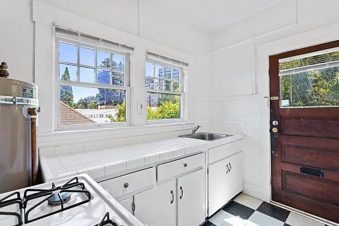 801 SW Green Ave — Photo 21