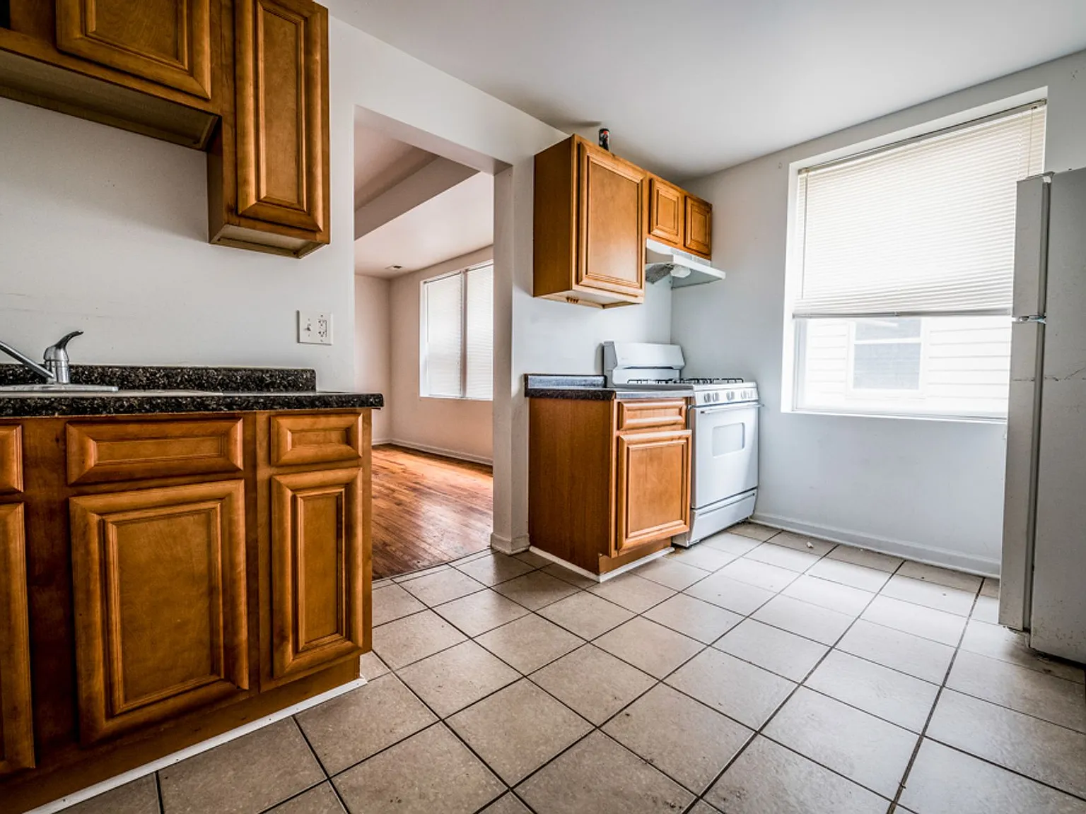 1257 S Kildare — Photo 4