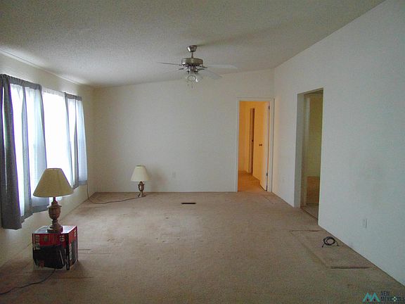 3rd image of 810 Sunshine Rd SW