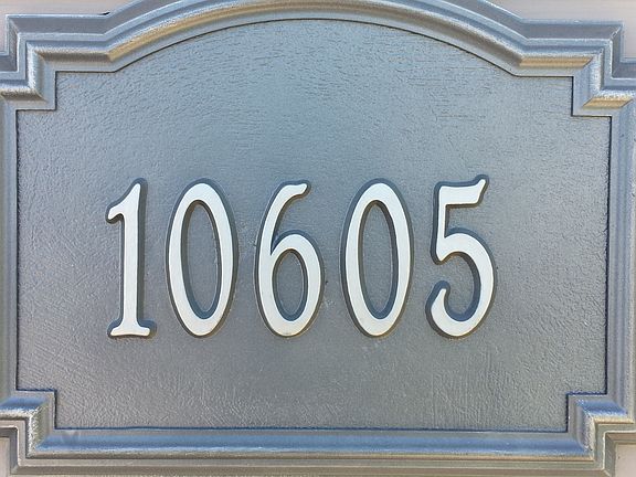2nd image of 10605 Detroit Ave.
