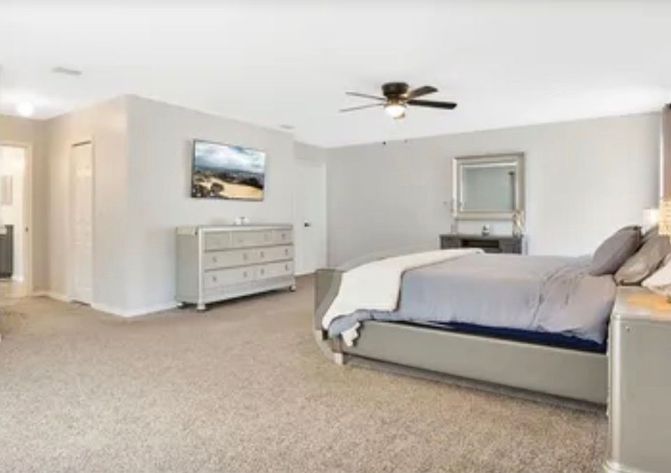 1st image of 654 Skyridge Rd #2