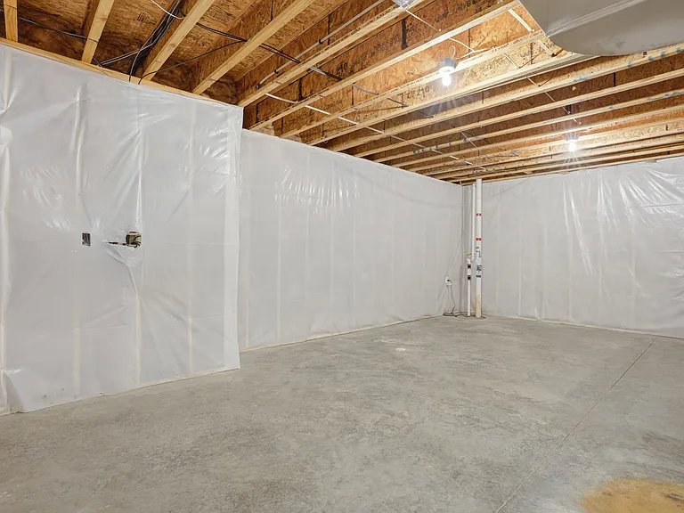 59 Whitechapel Dr — Photo 31