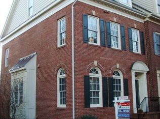 8863 Ashgrove House Ln, Vienna, VA 22182