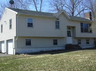 2 Liberty St, Salem, NH 03079