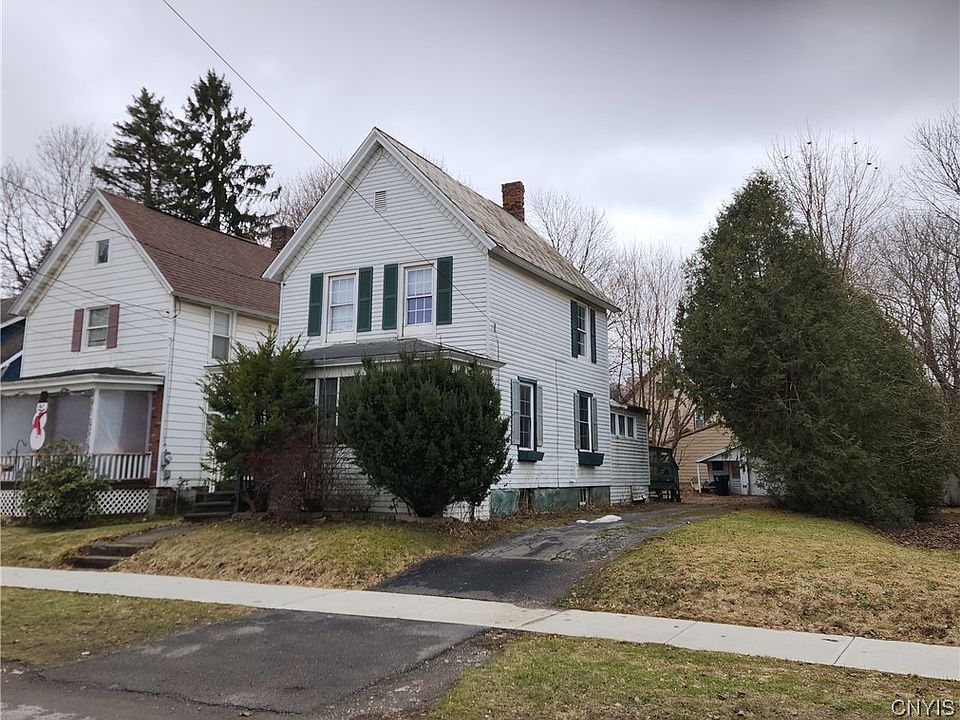 1st image of 138 E North St
