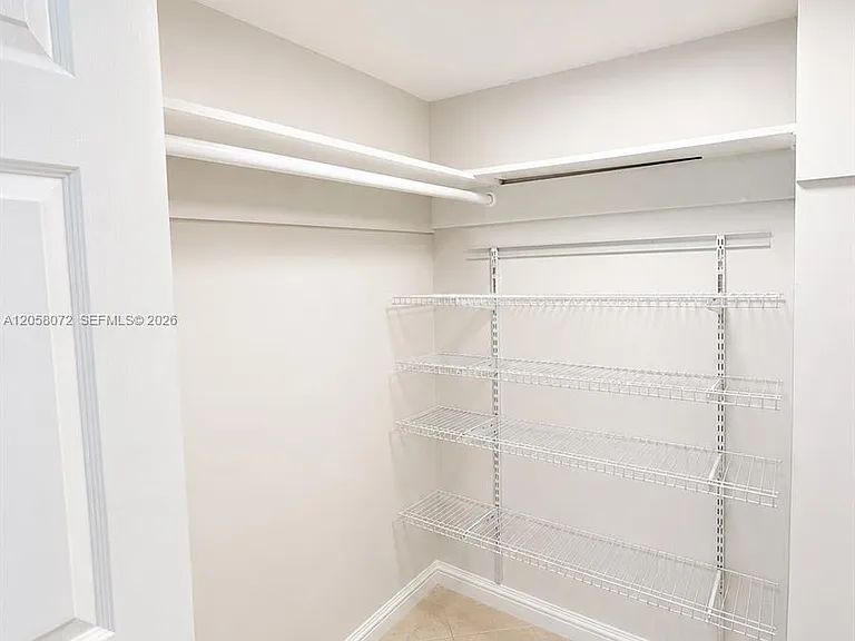 5838 Collins Ave #5G — Photo 19