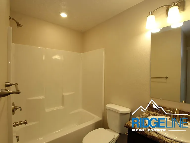 Westbrook Apartments — Photo 13