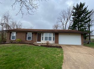 16 Kathy Ct, Saint Peters, MO 63376