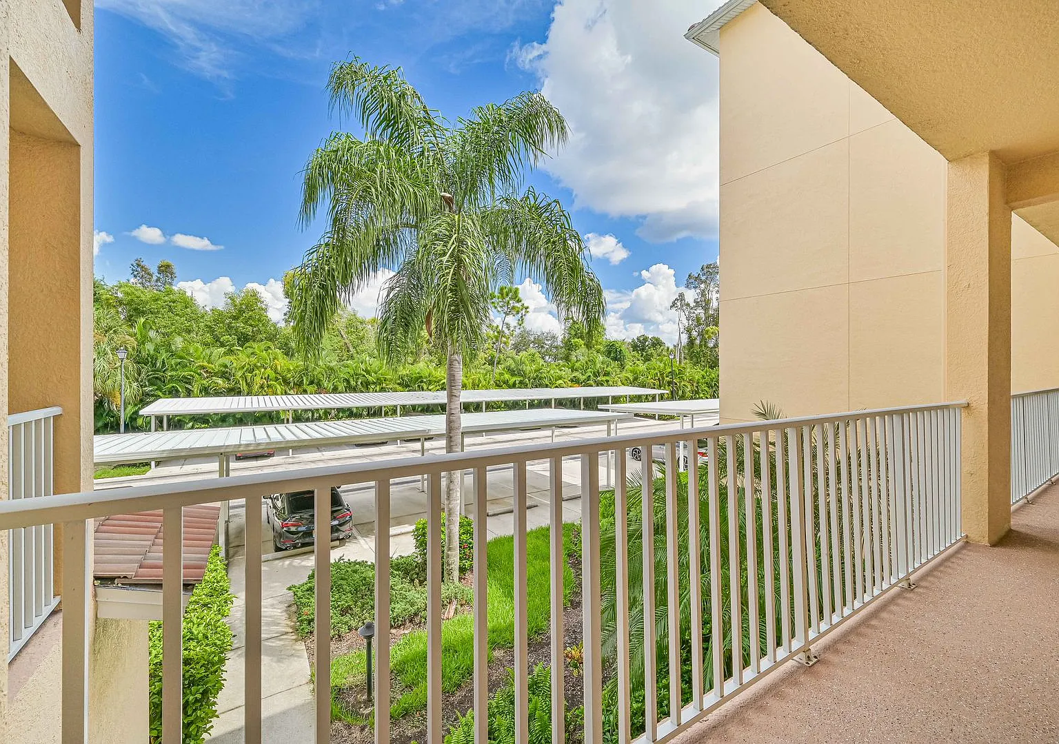 2/2 condo in popular Osprey Cove in Estero. Available Now! — Photo 4