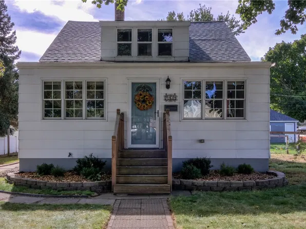 1439 Highland Avenue, Eau Claire, WI 54701