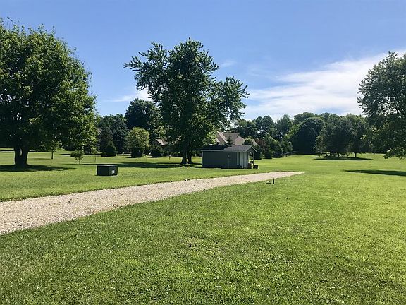 4th image of 1384 Orchard Run Dr