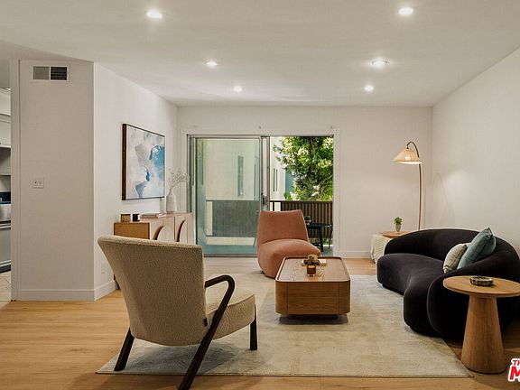 2nd image of 6251 Coldwater Canyon Ave Unit 206
