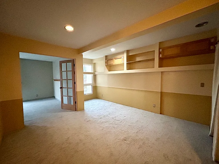 535 Summit Ave E #102 — Photo 9