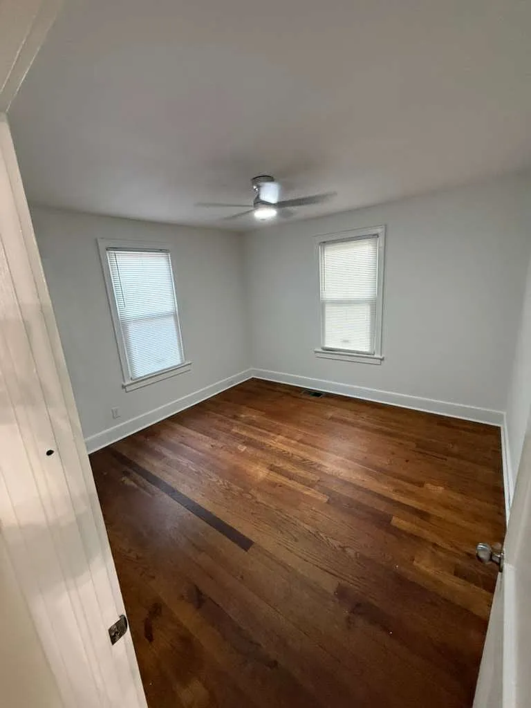 2 bed, 950 sqft, $1,450 — Photo 3
