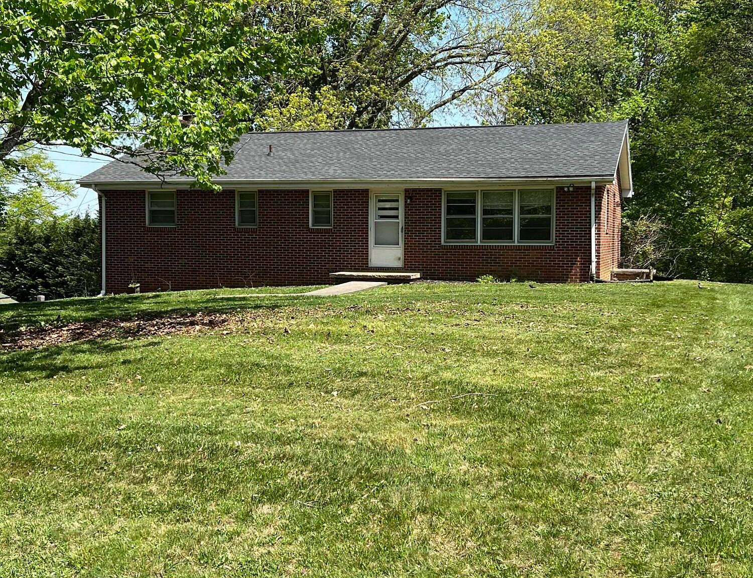 154 Poplar Hill Dr, Johnson City, TN 37604 Zillow