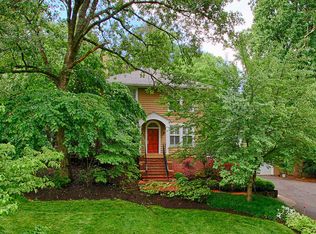 3829 Dellwood Dr, Knoxville, TN 37919