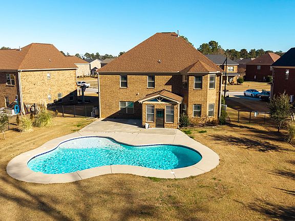 2nd image of 760 Curlew Cir