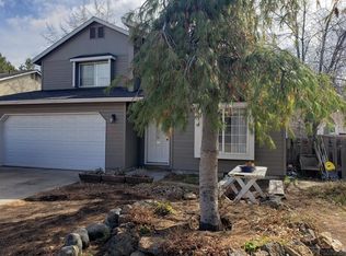 2011 NE Monroe Ln, Bend, OR 97701