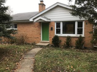 1419 Avery Ave, Wheaton, IL 60187