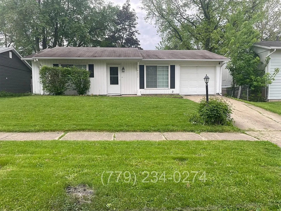 4030 W Creighton Ter