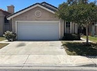 11422 Citrus Glen Ln, Fontana, CA 92337