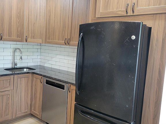 5th image of 11 Harris Ct