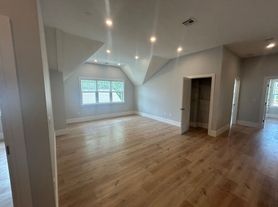 9 Holton St, Allston, MA