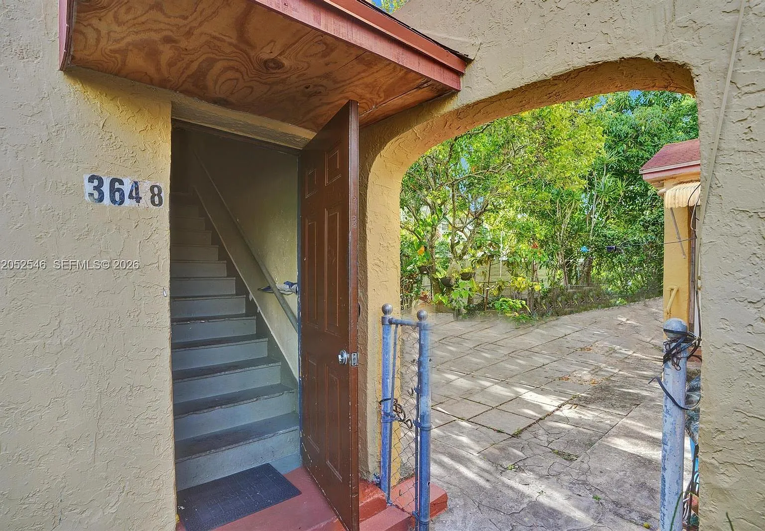 Garden City — Photo 1