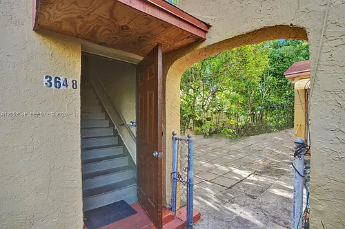 3660 NW 20th Ave #4 Photo 1 3660 NW 20th Ave #4 Photo 1