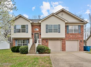246 Red Crest Dr, Shepherdsville, KY 40165