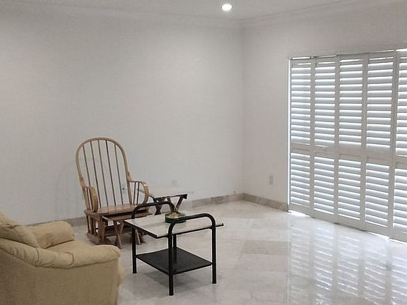 4th image of 3770 NE 171st St APT 505