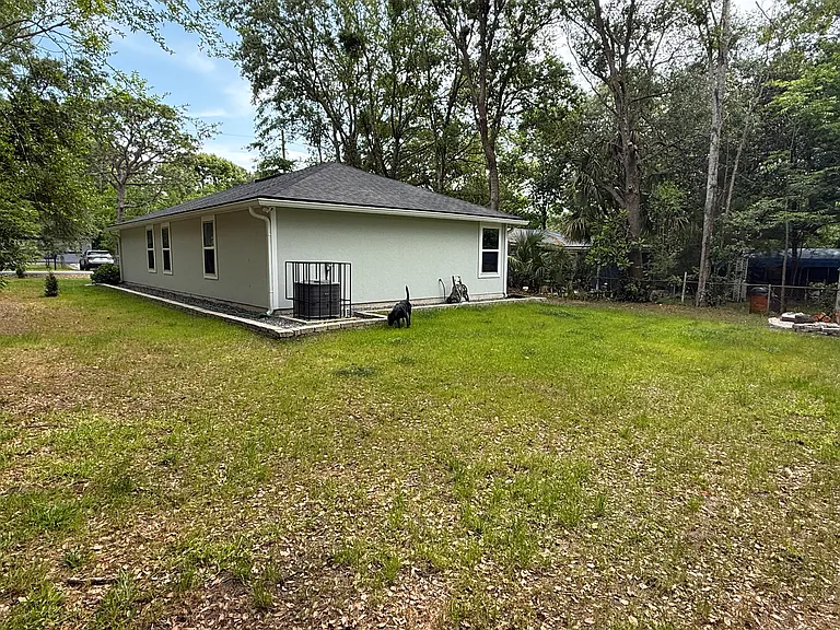 4649 Suray Ave — Photo 9