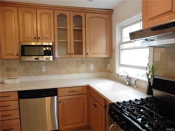 Updated Kitchen with stainless steel appliances