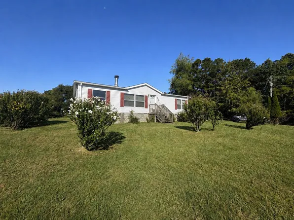 5703 Blue Springs Rd, Hiwassee, VA 24347