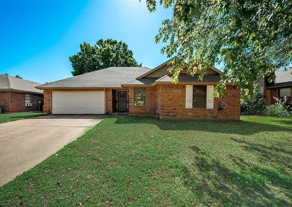 1st image of 1413 Willow Vale Dr
