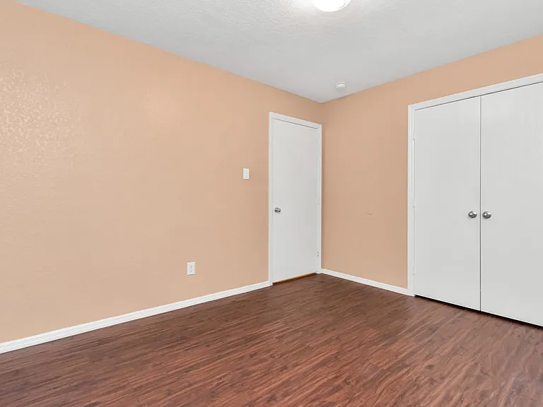 8506 Chancellorsville Ln — Photo 34