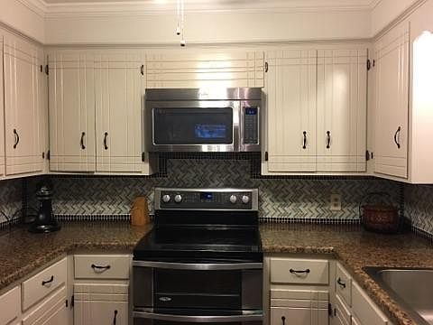 4th image of 226 S Vancouver Ave