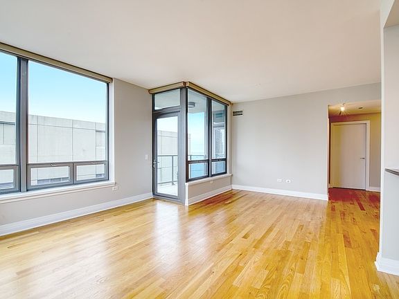 3rd image of 600 N Lake Shore Dr APT 4309