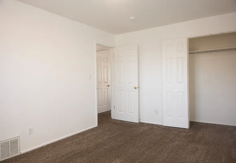 183 W 975 N #185 — Photo 9