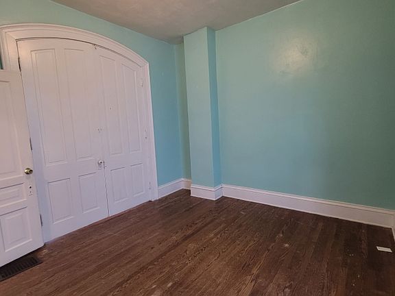2nd image of 422 S Main St #422
